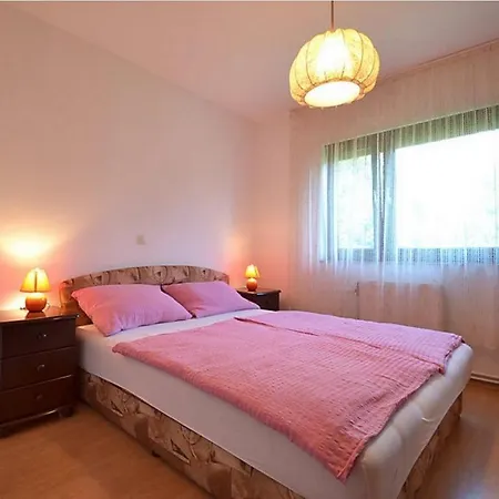 Denis Apartment